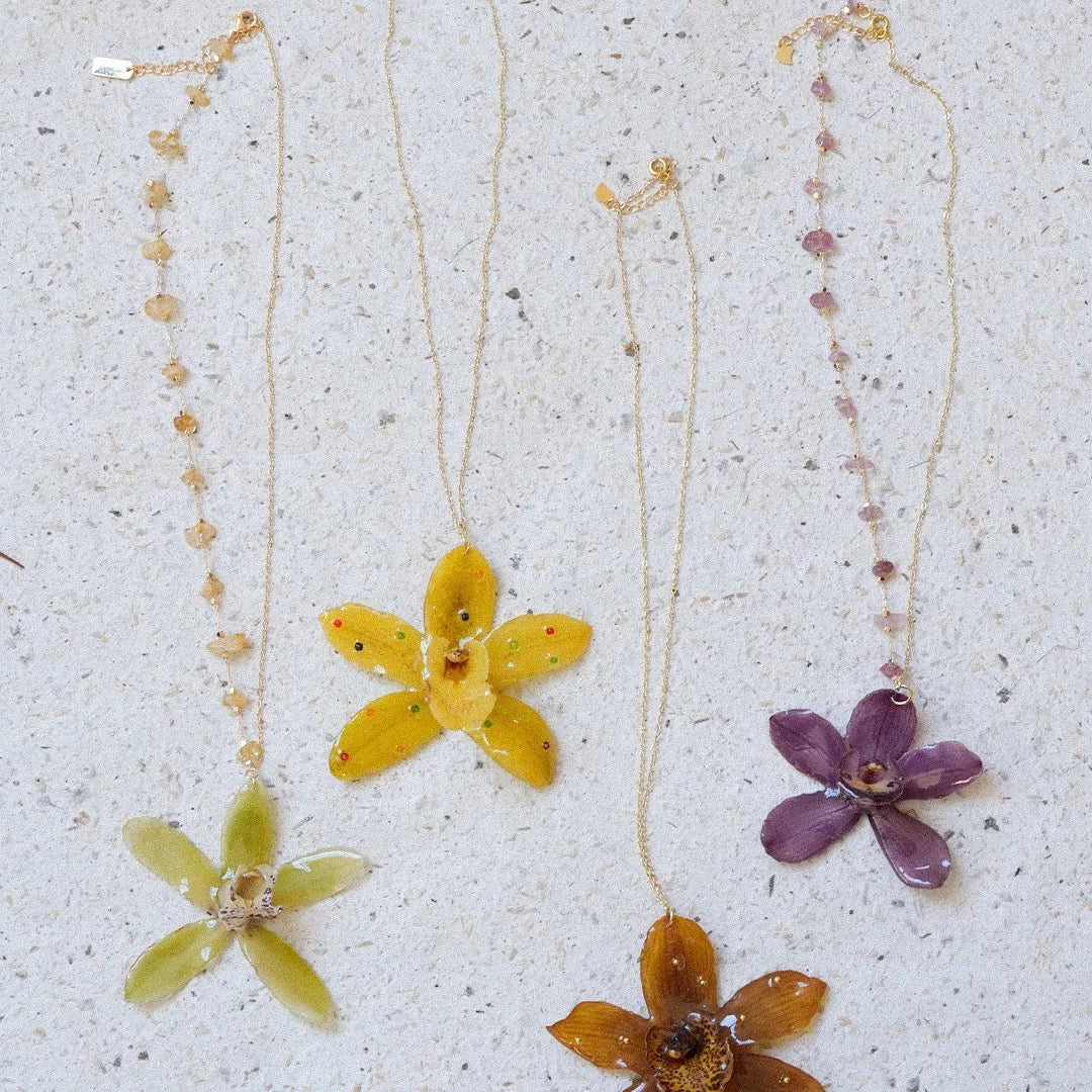 Orchid pendant necklace colour variations from Terra Decode Orchid Chapter