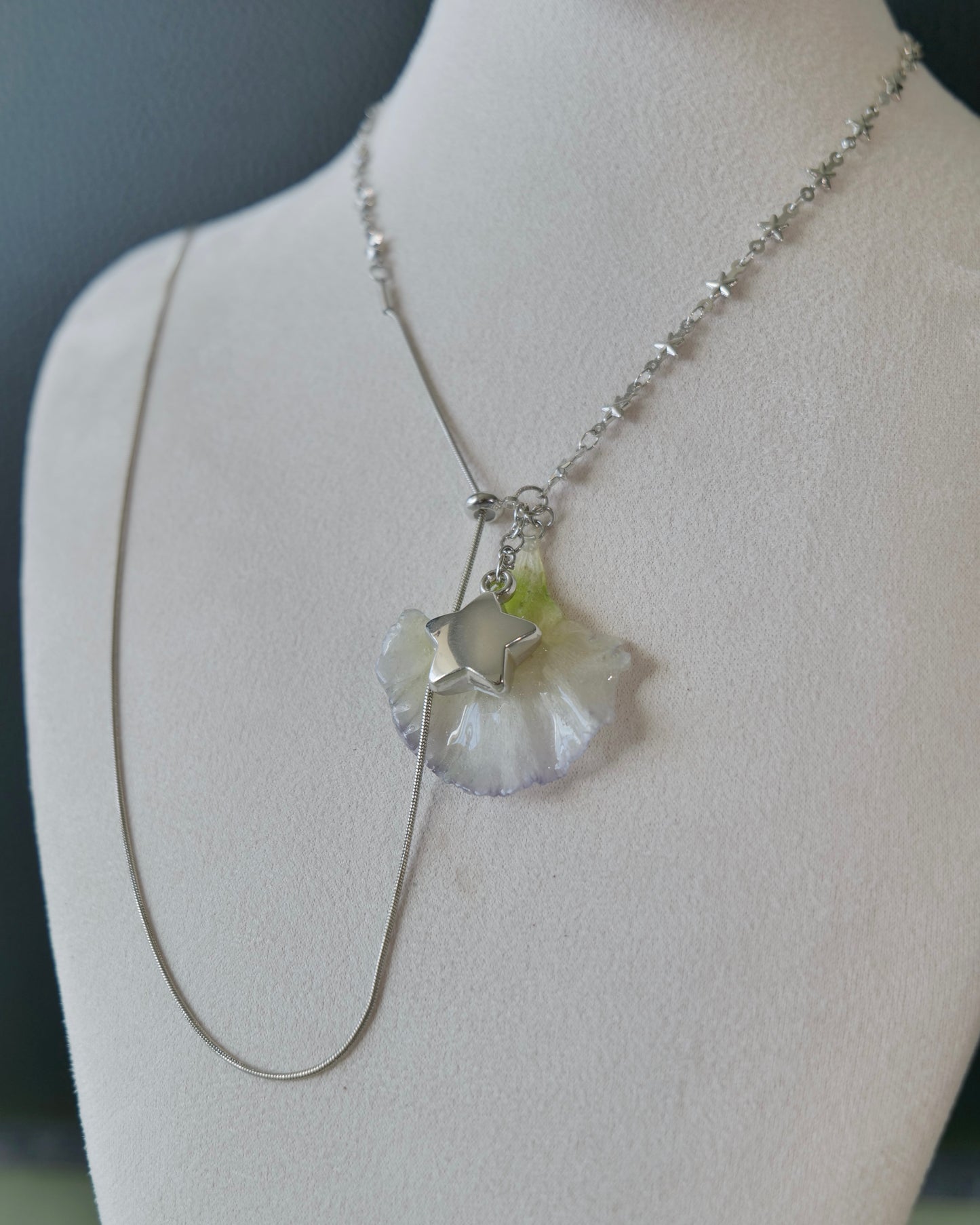Alternate full view of lisianthus lariat with extended chain loop